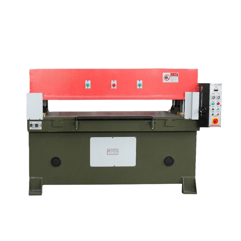 <b>精密四柱液压裁断机</b>