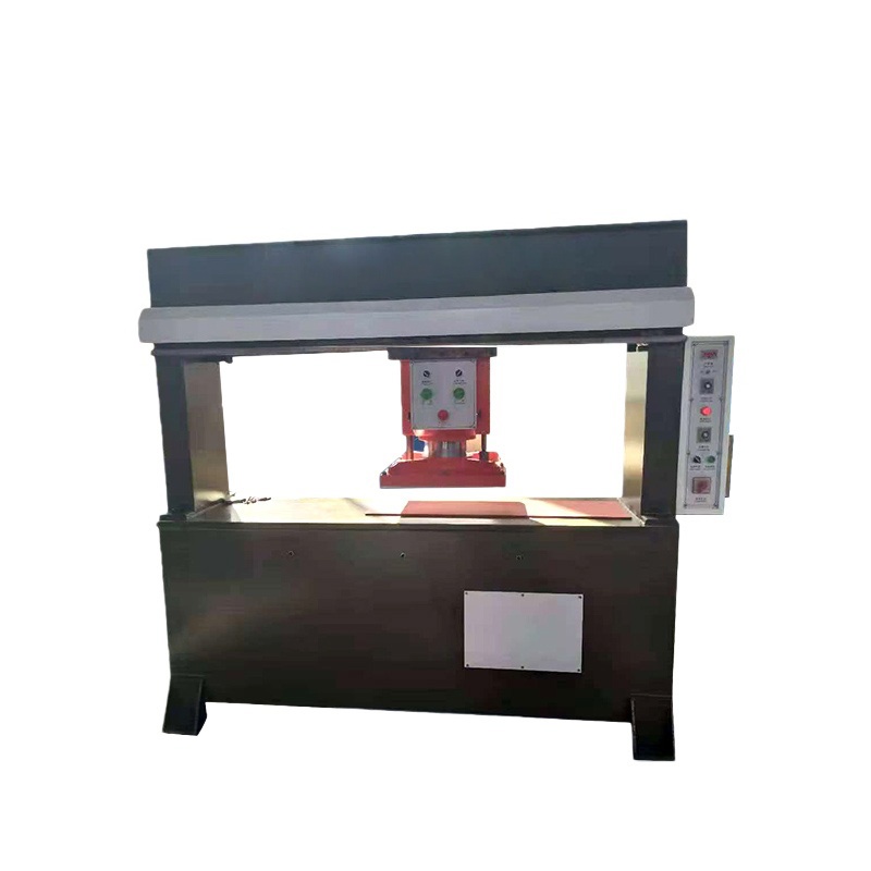 <b>龙门液压裁断机</b>