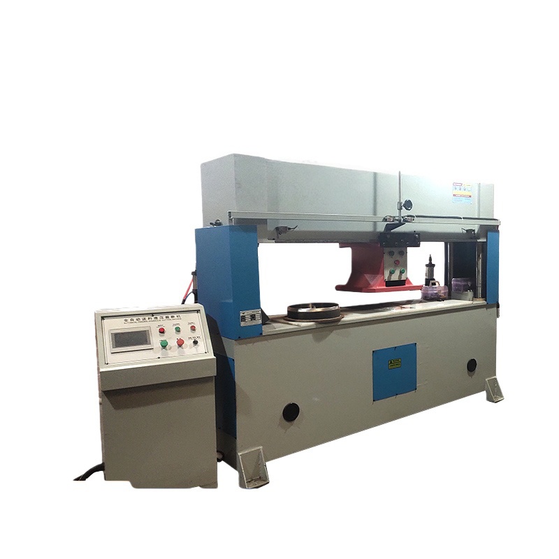 <b>玻璃纤维网格布裁断机</b>